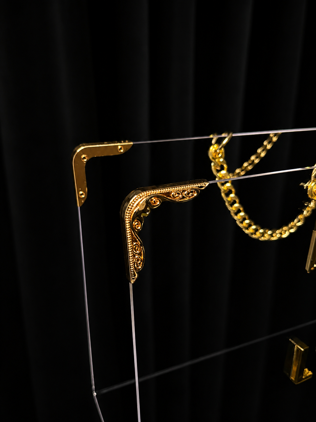 The Signature Piece